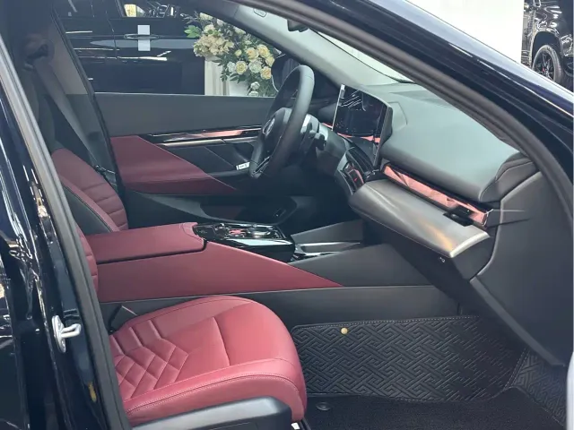 BMW 5 Series — Фото автомобиля 6