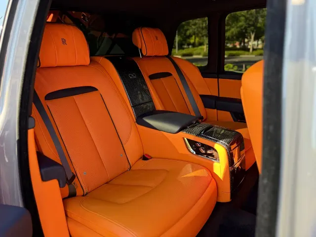 Rolls-Royce Cullinan — Фото автомобиля 25