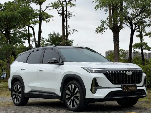 Geely Boyue L — Фото автомобиля 3
