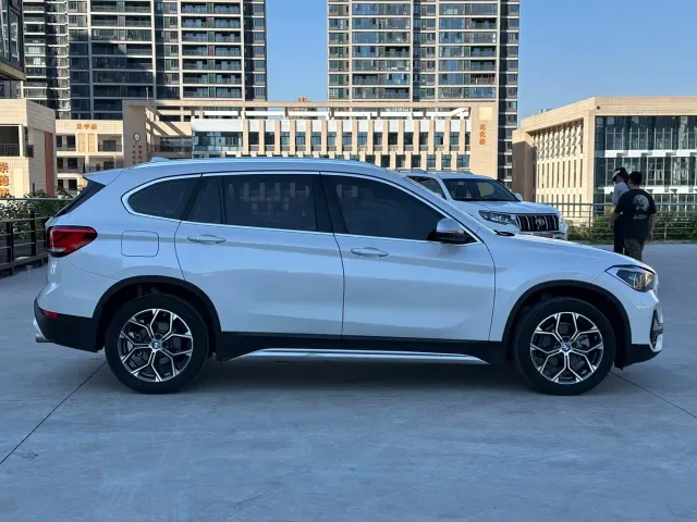 BMW X1 — Фото автомобиля 8
