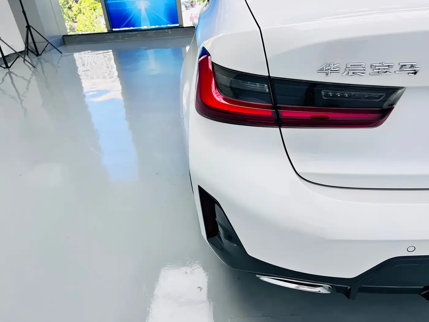BMW BMW 3 Series 2023 320Li M Sport Package — Фото автомобиля 7