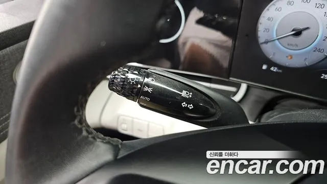Hyundai AVANTE Avante (CN7) — Фото автомобиля 17