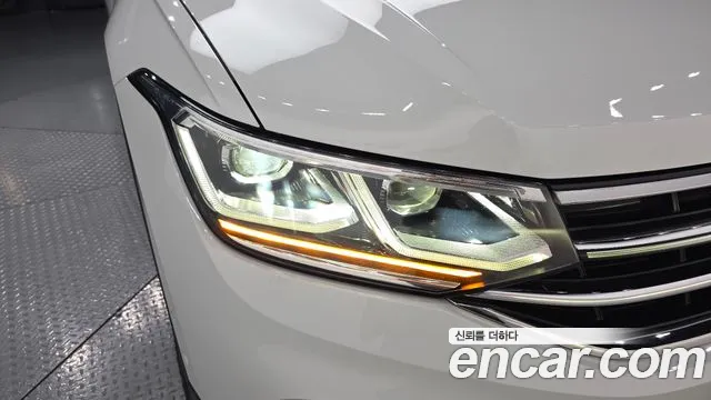 Volkswagen Tiguan — Фото автомобиля 22