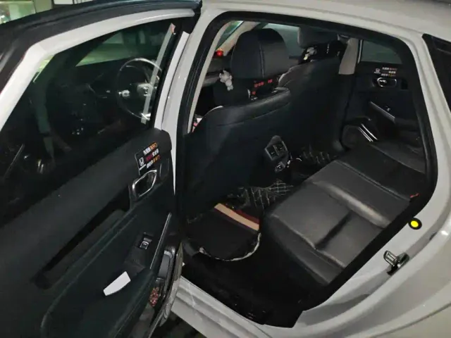 Honda Civic — Фото автомобиля 11