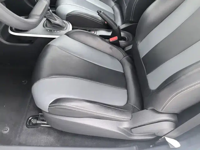 Roewe Clever — Фото автомобиля 20