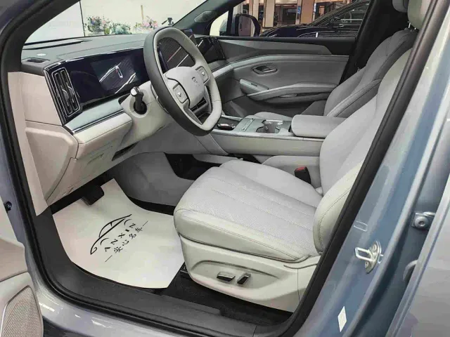 BYD Song Ultra — Фото автомобиля 15
