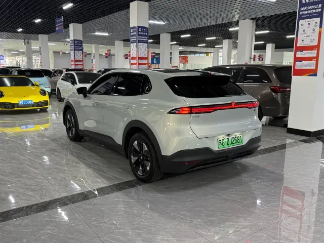 Deepal S05 — Фото автомобиля 11