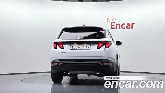 Hyundai Tucson Tucson (NX4) Бензин 1.6 турбо 2WD — Фото автомобиля 4