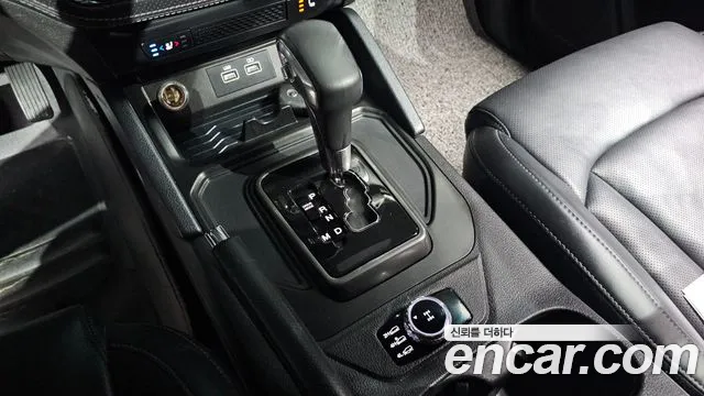 KG_Mobility_Ssangyong Rexton Новый Rexton Sport Дизель 2.2 4WD — Фото автомобиля 9