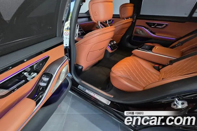 Mercedes-Benz S-Class — Фото автомобиля 19