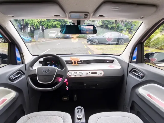 Wuling Hongguang Mini EV — Фото автомобиля 22