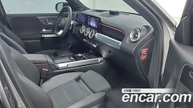 Mercedes-Benz EQB — Фото автомобиля 13