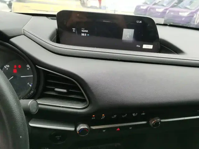 Mazda CX-30 EV — Фото автомобиля 12