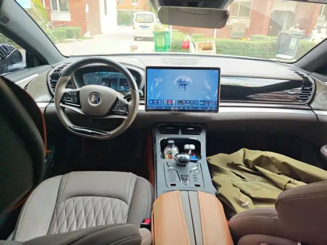 BYD Han — Фото автомобиля 5