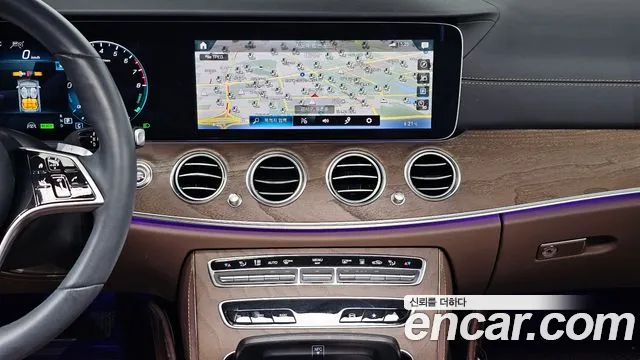 Mercedes-Benz E-Class W213 — Фото автомобиля 17