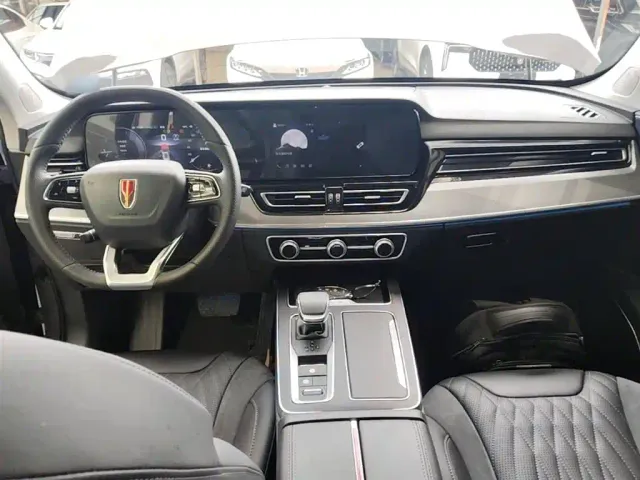 Hongqi HS5 — Фото автомобиля 9