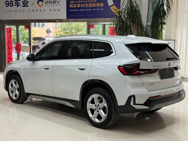 BMW X1 — Фото автомобиля 6