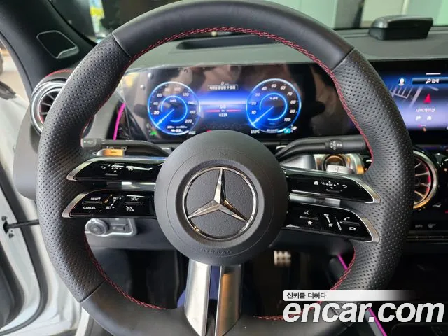 Mercedes-Benz EQB X243 — Фото автомобиля 14