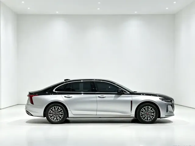 Hongqi H5 — Фото автомобиля 9