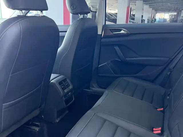 Volkswagen Tharu — Фото автомобиля 12