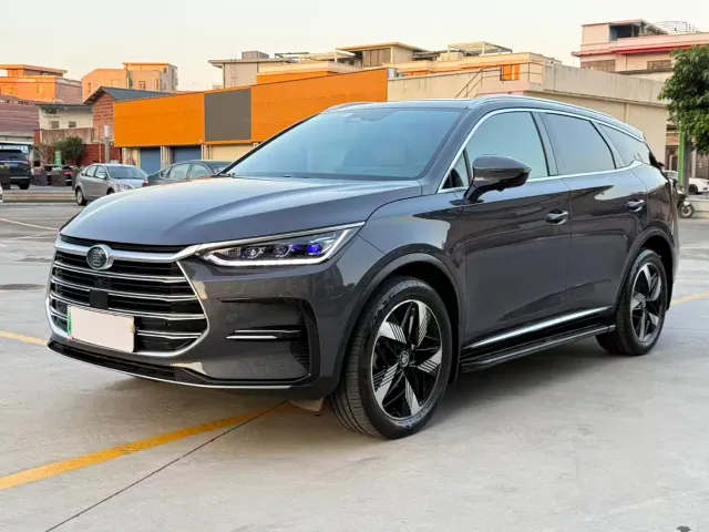 Фотография автомобиля — BYD Tang