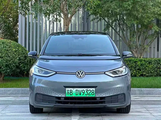 Volkswagen ID.3 — Фото автомобиля 2