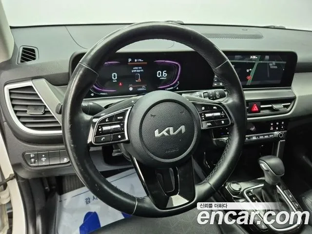 Kia Seltos — Фото автомобиля 6