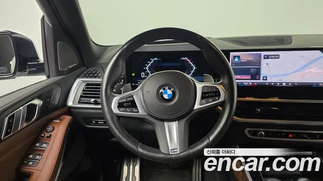 BMW X5 xDrive 40i M Sport — Фото автомобиля 13
