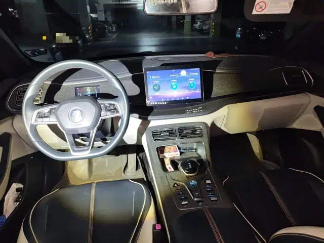 BYD Qin PLUS — Фото автомобиля 5