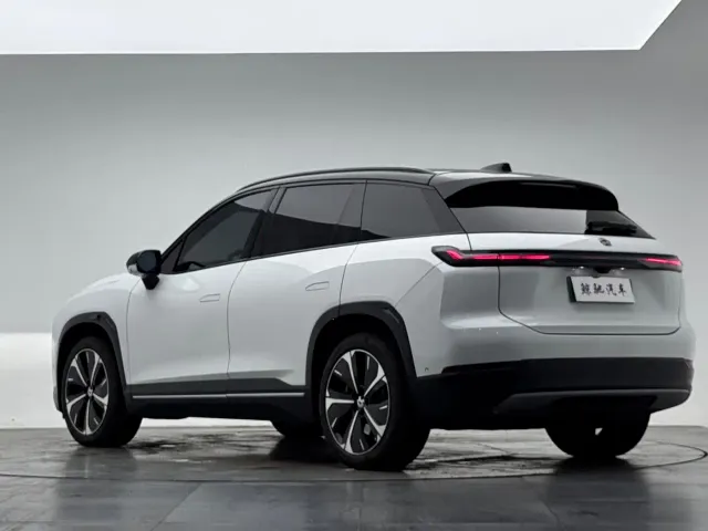 Nio ES7 — Фото автомобиля 5