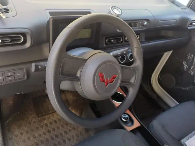 Wuling Zhiguang NEV — Фото автомобиля 15