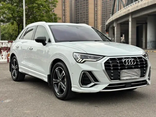 Audi Q3 — Фото автомобиля 2