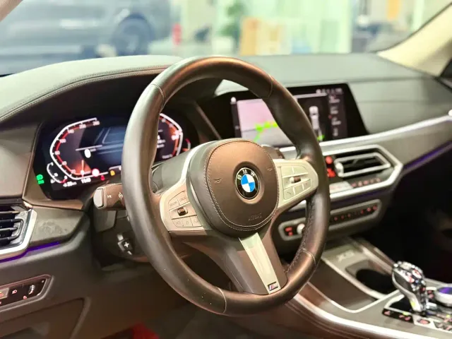 BMW X5 — Фото автомобиля 12