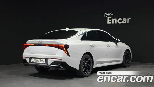 Kia K5 Новый K5 3 поколение — Фото автомобиля 2