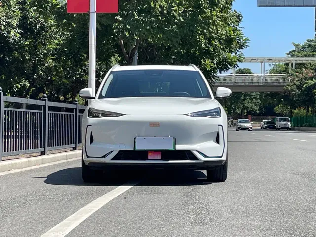 Geely Galaxy E5 — Фото автомобиля 2