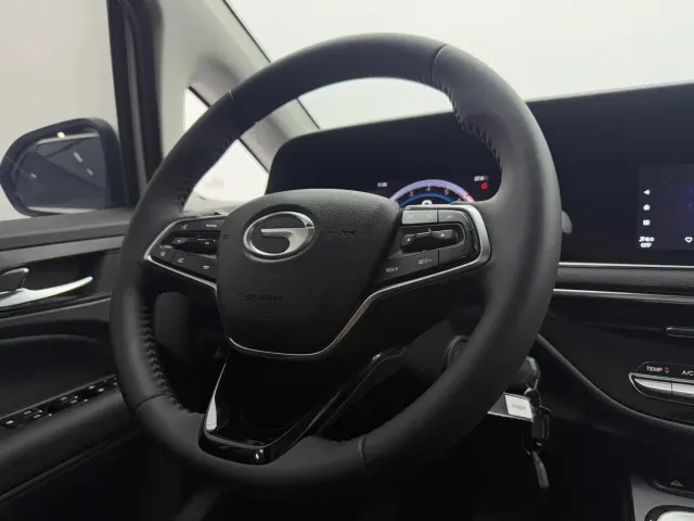 GAC Trumpchi M6 — Фото автомобиля 13