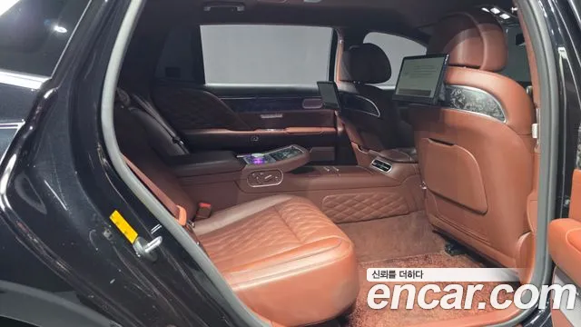 Genesis G90 — Фото автомобиля 12