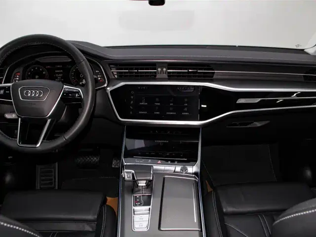 Audi A7 — Фото автомобиля 9