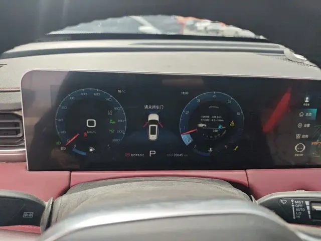 Jetour X70 Plus — Фото автомобиля 12
