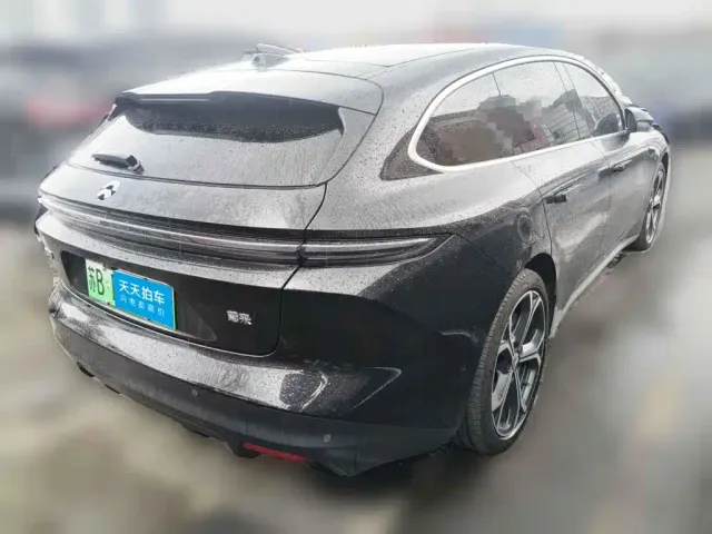 Nio ET5 Touring — Фото автомобиля 2