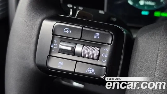 Hyundai Santa Fe MX5 — Фото автомобиля 20