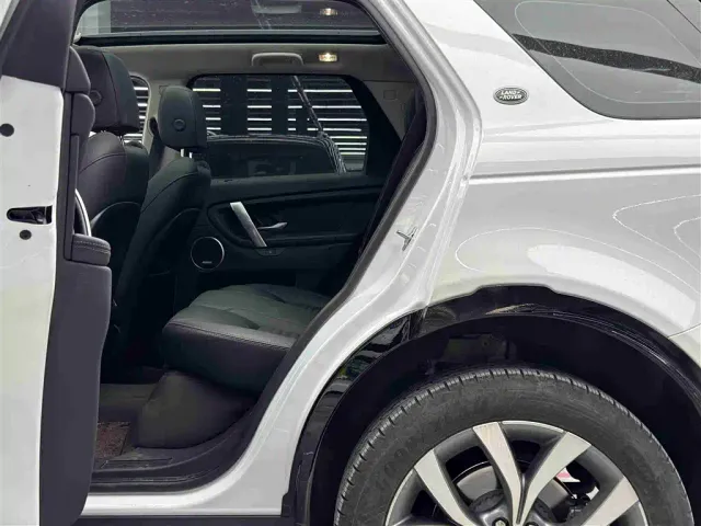 Land Rover Discovery Sport — Фото автомобиля 7