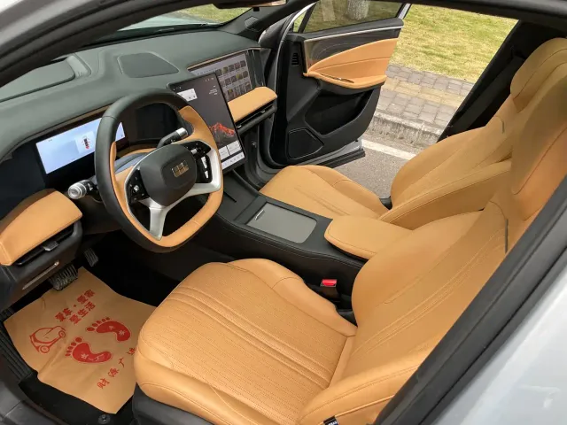 Geely Galaxy L7 — Фото автомобиля 10