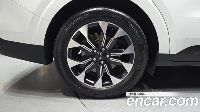 Kia Canival Carnival 4 поколение 9 мест Prestige — Фото автомобиля 5
