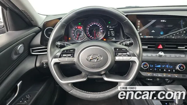 Hyundai Avante — Фото автомобиля 15