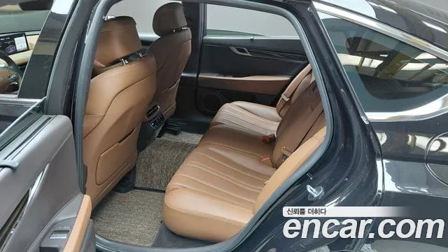 Genesis G80 Бензин 2.5 турбо AWD — Фото автомобиля 12