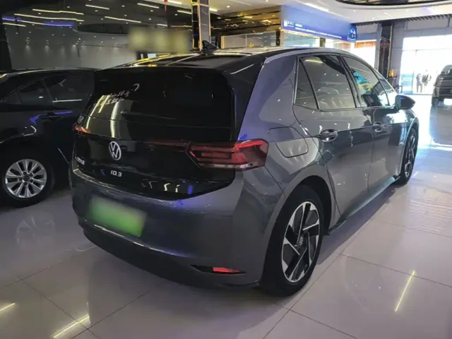 Volkswagen ID.3 — Фото автомобиля 6