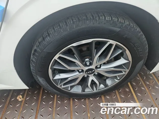 Kia K5 K5 3 поколение 2.0 LPI(Для проката) — Фото автомобиля 16