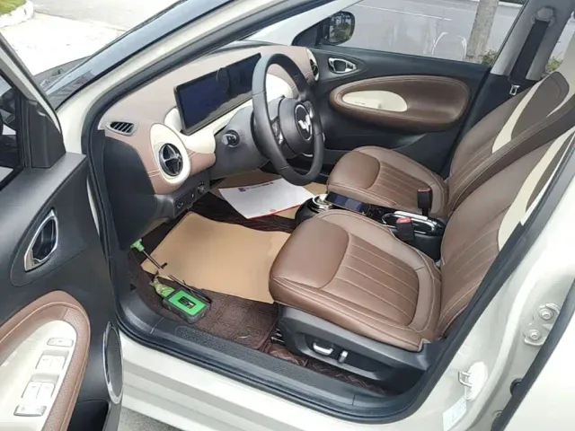 Wuling Bingo — Фото автомобиля 15