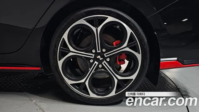 Hyundai Avante CN7 — Фото автомобиля 21